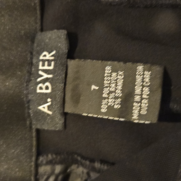 A. Byer Women's Waist Slimming Black Dress Pants Size 7 - Picture 9 of 10